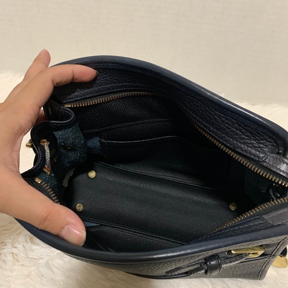 SOLD Vintage Dooney AWL Buckle Zip Top Shoulderbag - Picture 11 of 16